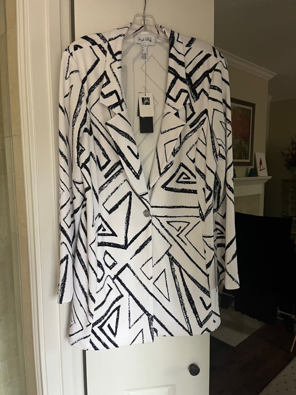 Joseph Ribkoff White Jacket with Navy Geometric Print